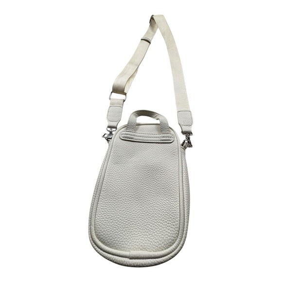 Prüne Light Gray Pebbled Leather Crossbody Phone Bag Adjustable Strap - Picture 2 of 10